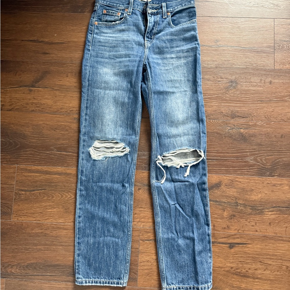 Levi's Classic Blue Distressed Straight Jeans